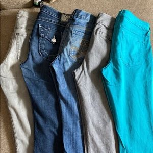 Bundle 5 pair true religion/bebe jeans